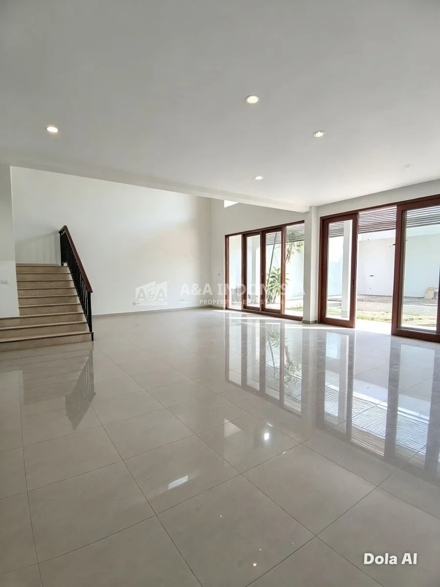 *_Dijual Rumah di Kawasan Elit Graha Family Surabaya Barat_* - Thumbnail 5