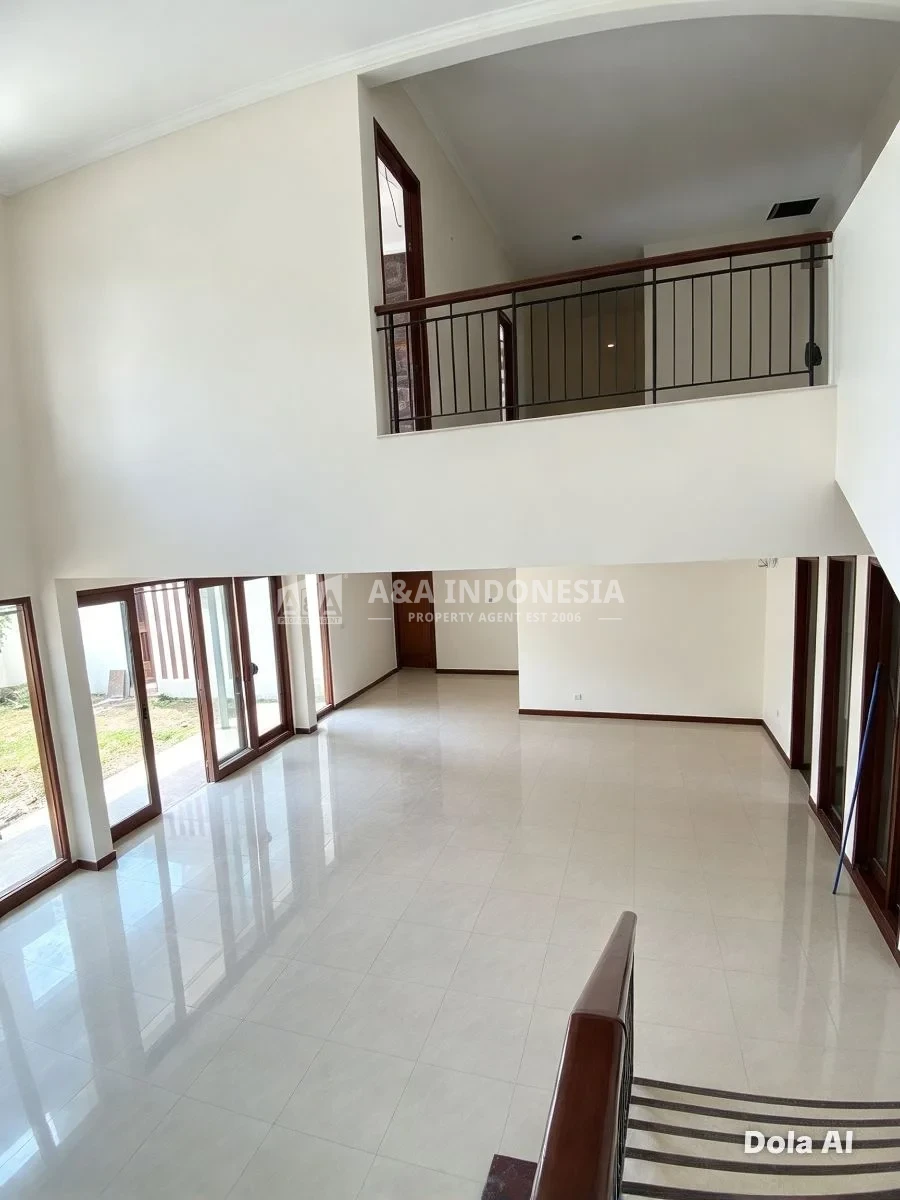 *_Dijual Rumah di Kawasan Elit Graha Family Surabaya Barat_* - Thumbnail 7