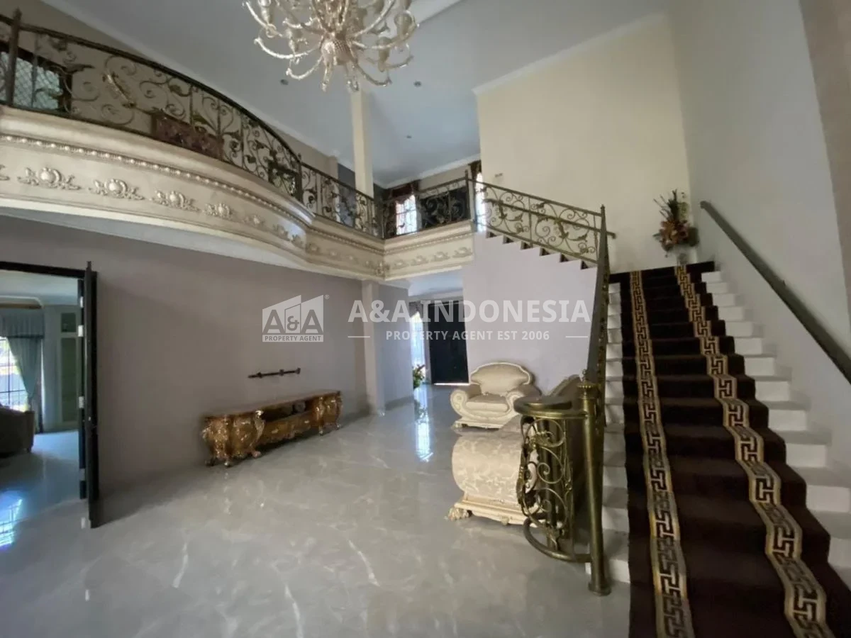Dijual 2 Unit Rumah Dijadikan Satu Di Kawasan Dharmahusada Utara, Surabaya Timur - Thumbnail 3