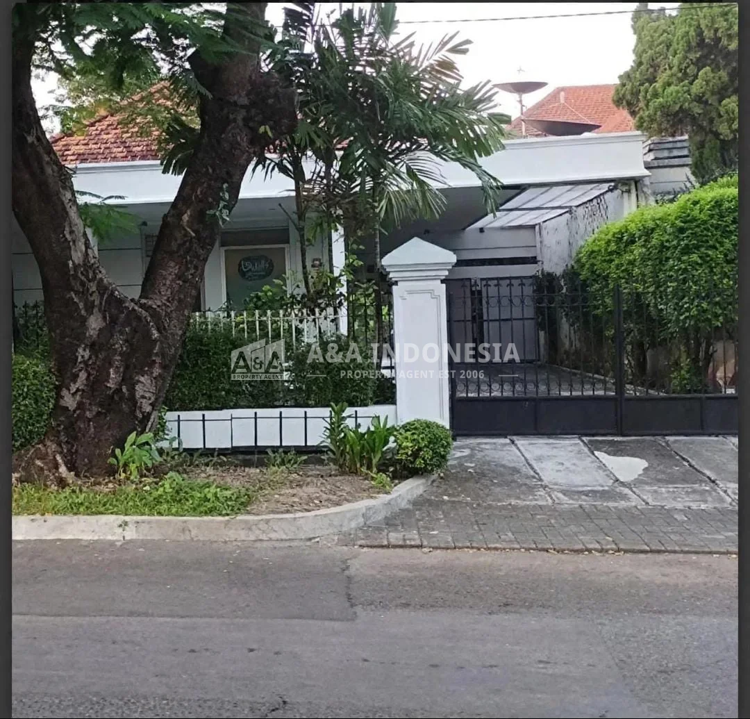 Dijual Rumah Besar Dan Bagus Di Jalan Kapuas, Surabaya Pusat - Thumbnail 2