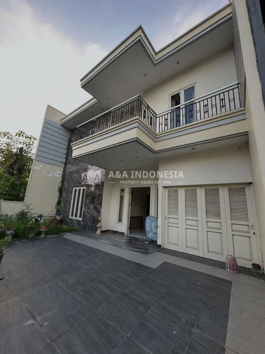 Jual Rumah Mewah 2 Lantai Eastwood Lokasi Prestisius Citraland Utama Surabaya Barat - Thumbnail 3