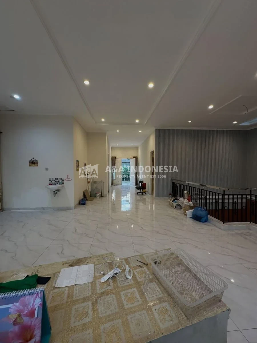 Jual Rumah Mewah 2 Lantai Eastwood Lokasi Prestisius Citraland Utama Surabaya Barat - Thumbnail 7