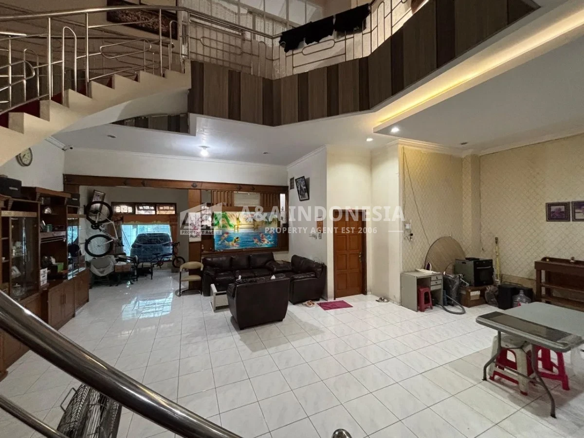 Dijual rumah di kawasan Darmo Satellite, Jl. Tanjung Sari Baru, Surabaya Barat - Thumbnail 6