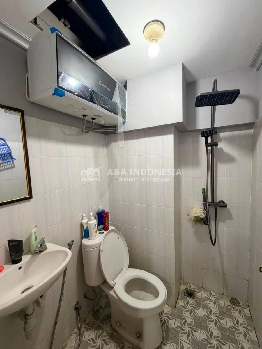 Disewakan murah apartemen full furnish di Puncak CBD, Surabaya Barat - Thumbnail 4