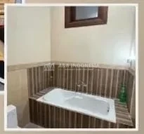 Jual Rumah 2 Lantai Central Park A Yani Jl. Ketintang Lokasi Strategis Premium Surabaya Selatan - Thumbnail 2