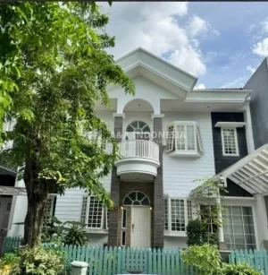 Dijual Rumah Bagus dan Nyaman Lokasi Di San Diego Surabaya Timur