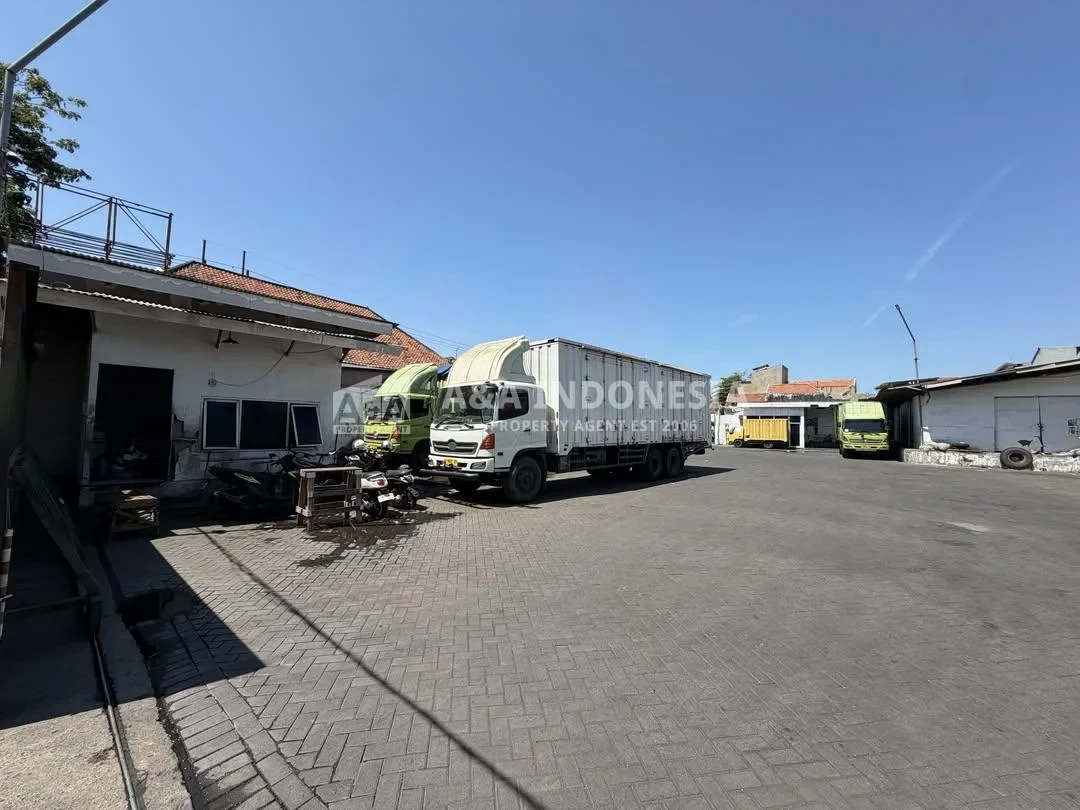 Dijual Tanah Luas Strategis di Pecindilan, Surabaya Pusat - Thumbnail 3