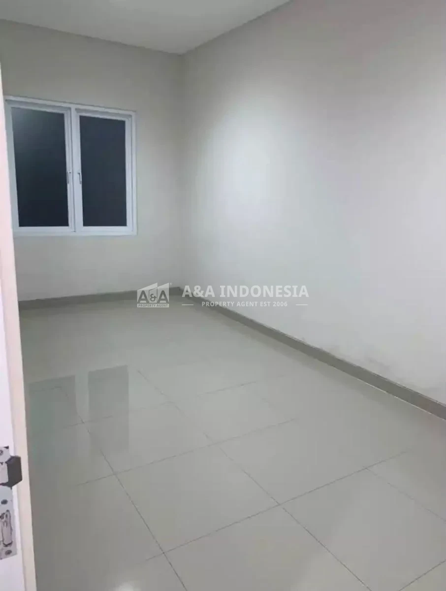 Disewakan Cepat Rumah Strategis di Darmo Sentosa Raya, Surabaya Barat - Thumbnail 5