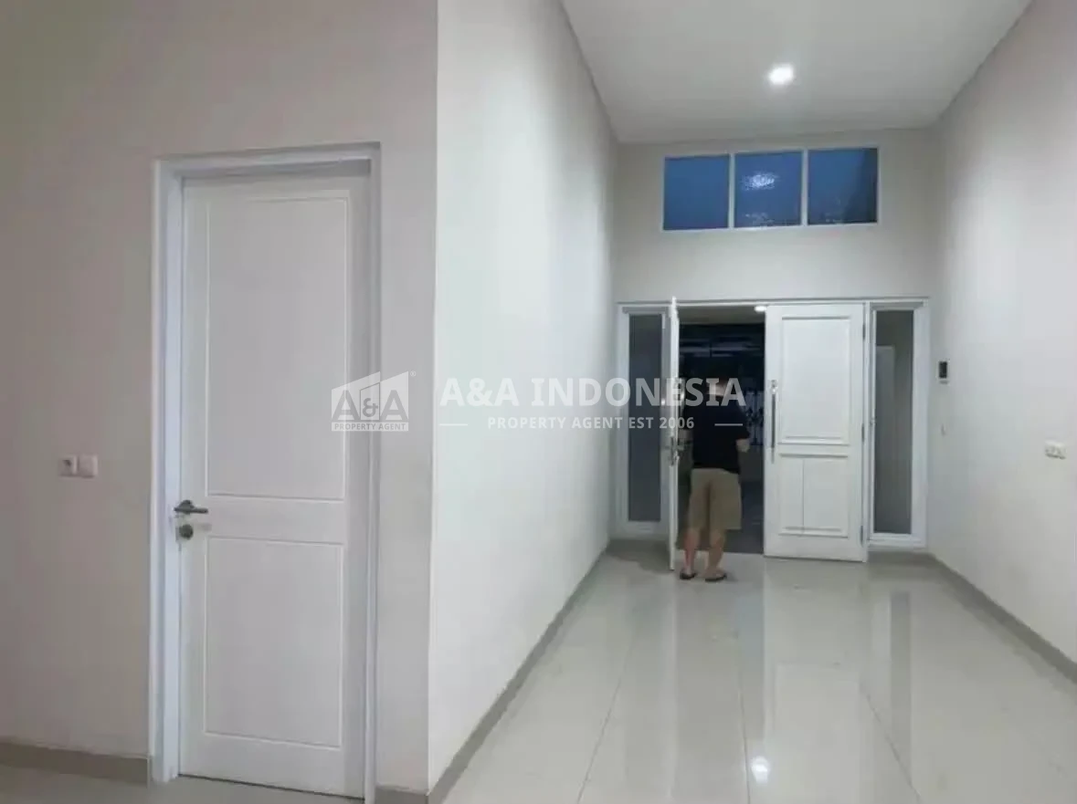 Disewakan Cepat Rumah Strategis di Darmo Sentosa Raya, Surabaya Barat - Thumbnail 6