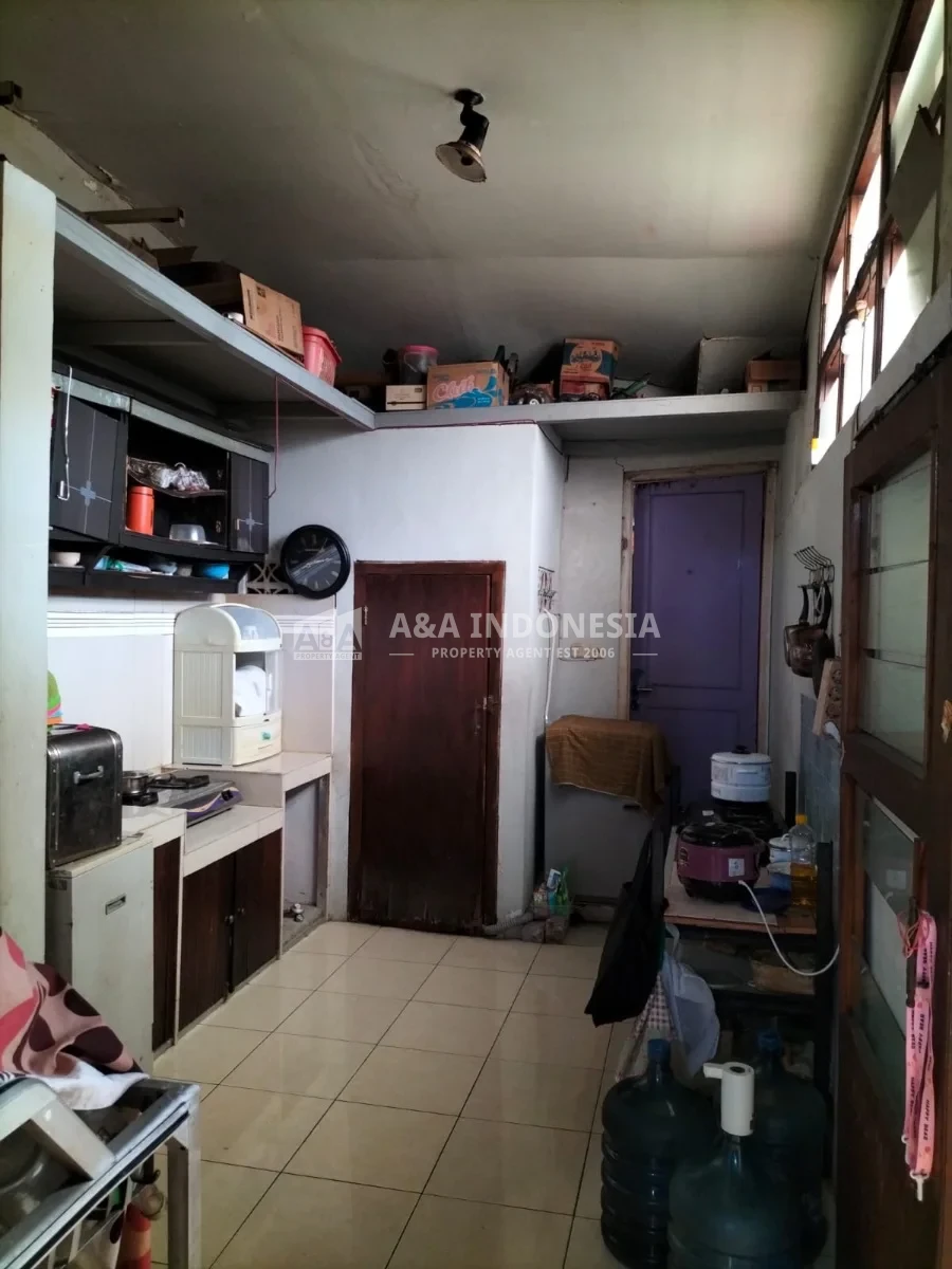 Dijual Rumah di Nginden Intan Surabaya Timur – Dilengkapi Toko, SHM, Harga Nego - Thumbnail 6