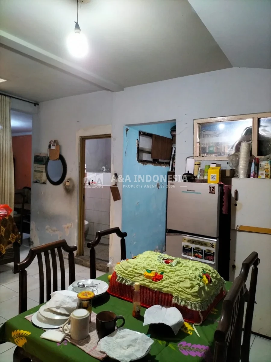 Dijual Rumah di Nginden Intan Surabaya Timur – Dilengkapi Toko, SHM, Harga Nego - Thumbnail 7