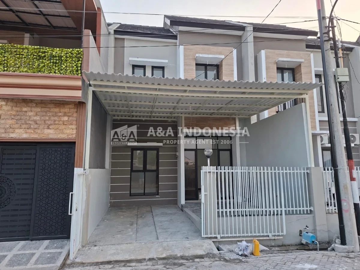 Disewakan Rumah 2 Lantai di Alana Regency Tambak Oso Surabaya Timur
