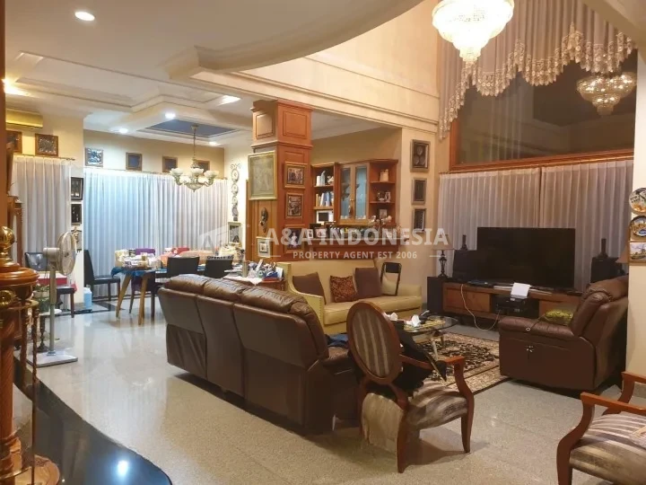 Dijual Rumah Bagus 2 Lantai Lokasi Di Galaxi Bumi Permai Araya Surabaya Timur - Thumbnail 4