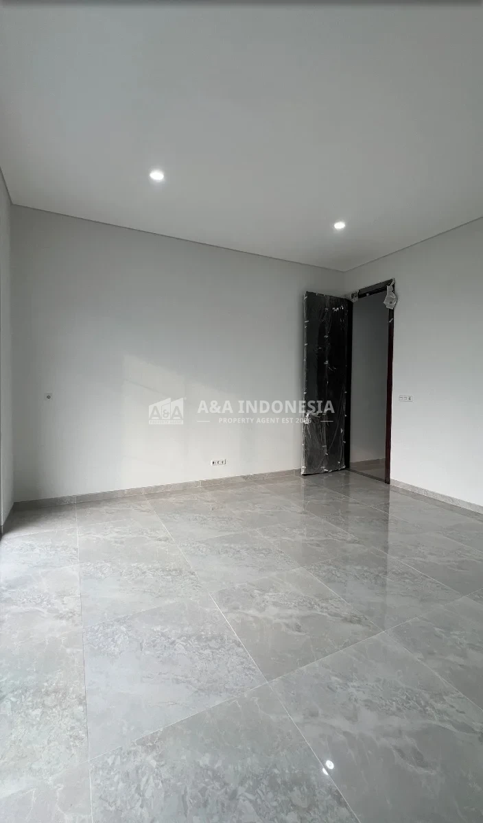 Dijual Rumah Mewah Grand Island Pakuwon City Surabaya Timur - Thumbnail 4