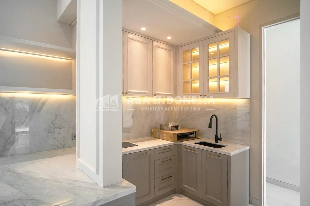 Jual Rumah Mewah American Classic 2 Lantai Woodland Lokasi Premium Citraland Utama Surabaya - Thumbnail 2