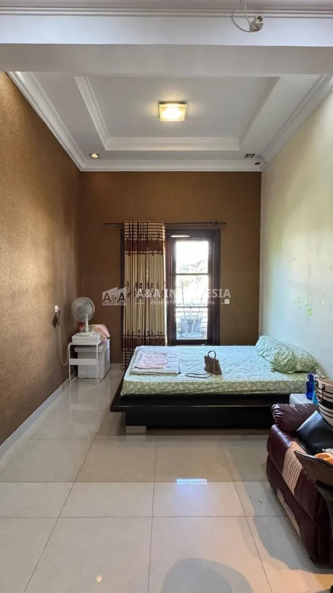 Dijual rumah siap huni di Central Park A Yani, Surabaya Selatan - Thumbnail 3