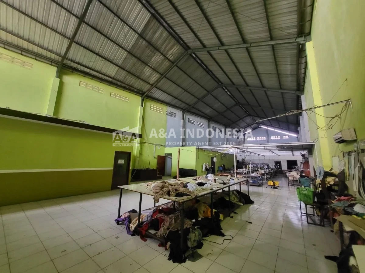 Dijual atau disewakan gedung strategis di Raya Sukodono, Sidoarjo - Thumbnail 2