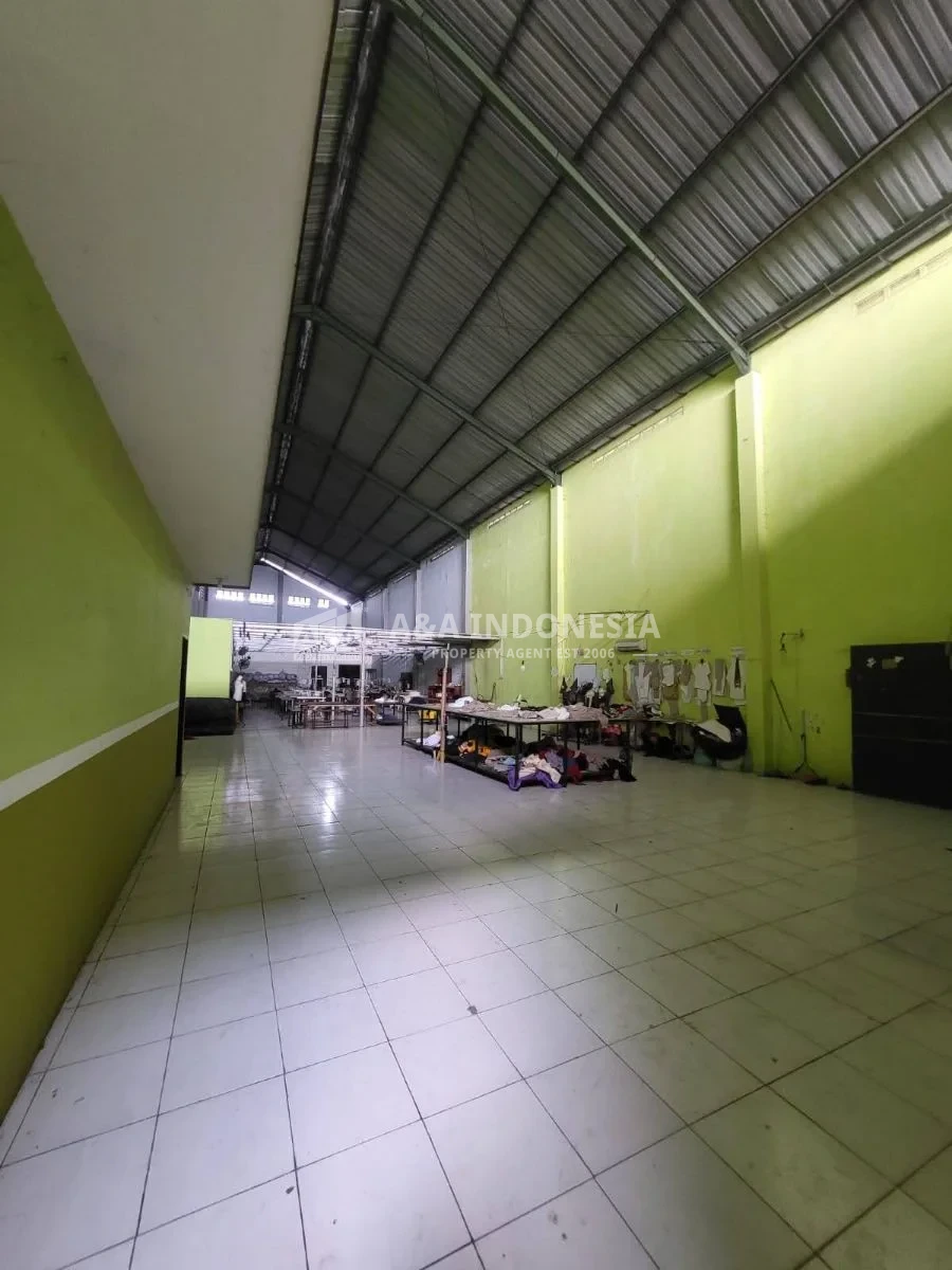 Dijual atau disewakan gedung strategis di Raya Sukodono, Sidoarjo - Thumbnail 3