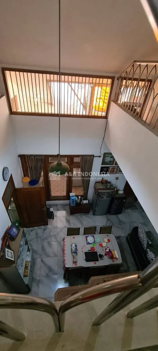 Dijual rumah strategis dan luas di Tenggilis Timur, Surabaya Selatan - Thumbnail 3