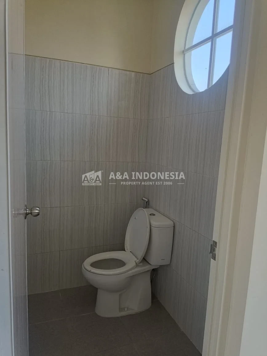Dijual Rumah Bagus Dan Terawat Lokasi Di Citra Harmoni Sidoarjo - Thumbnail 3