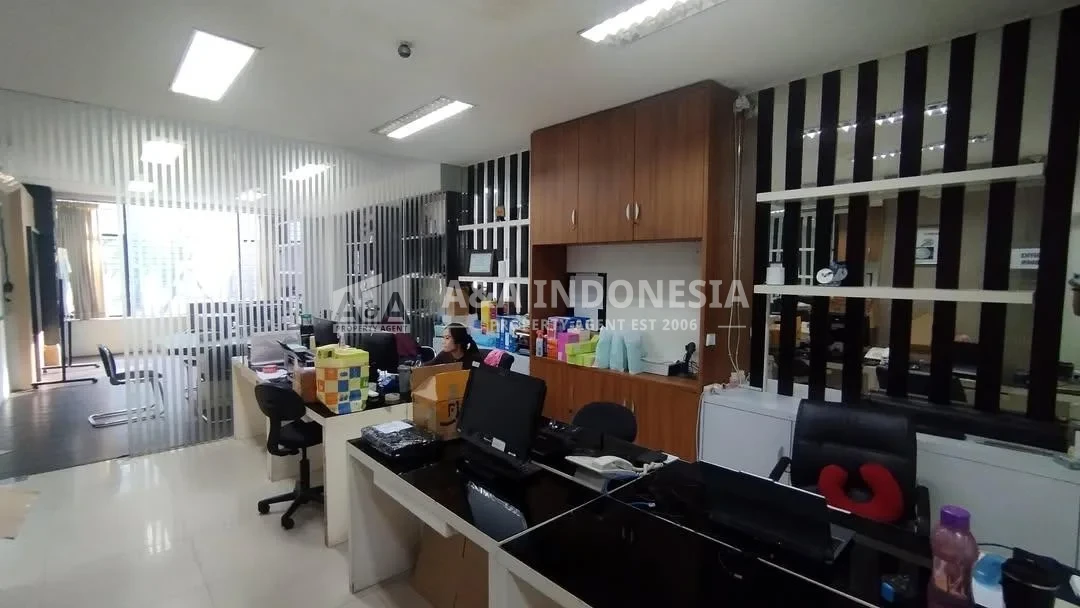 Dijual Ruko 5 Lantai Strategis Nol Jalan Raya Artha Gading, Kelapa Gading, Jakarta Utara - Thumbnail 3