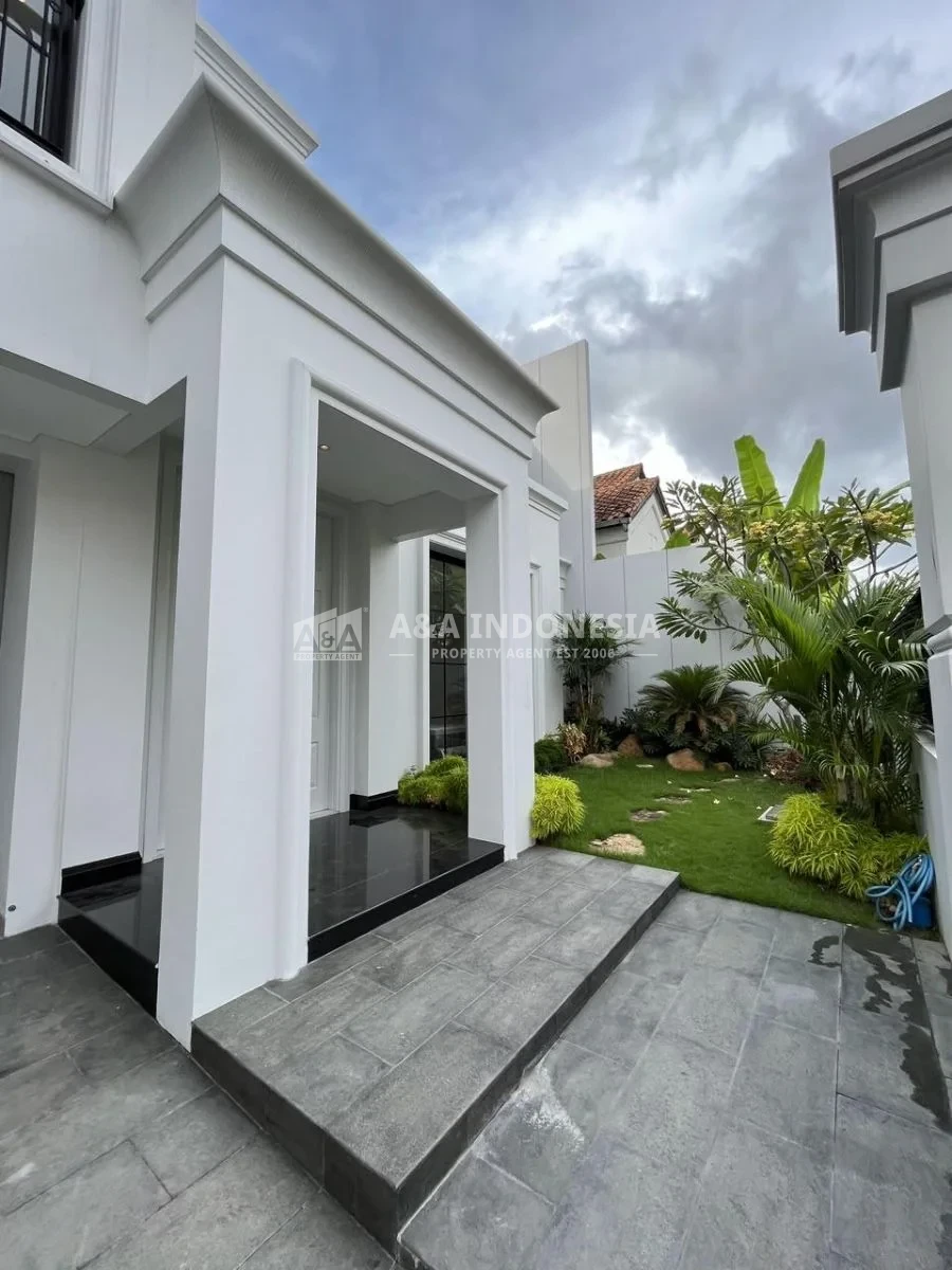 Dijual Rumah Bagus dan Mewah di Puri Widya Kencana, Citraland Surabaya Barat – Dekat Sekolah Ciputra - Thumbnail 2