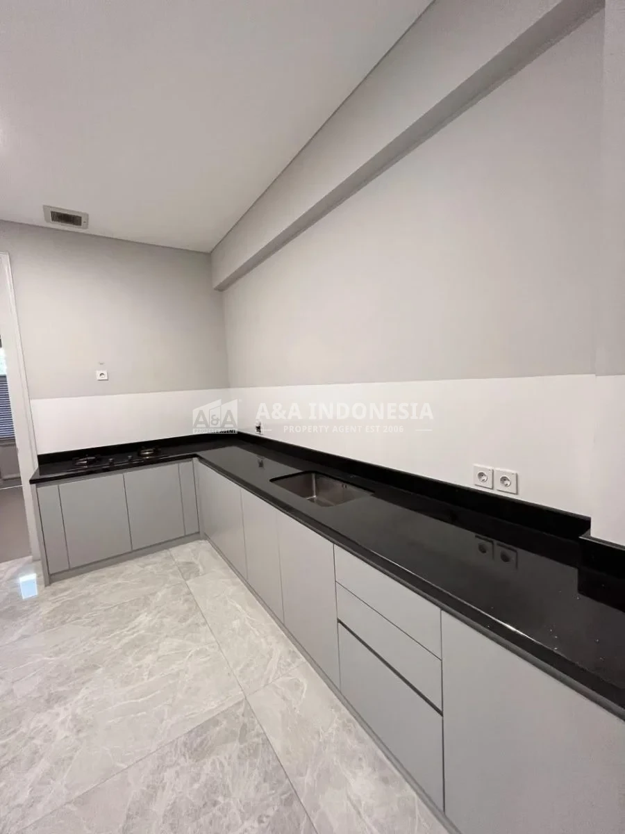 Dijual Rumah Bagus dan Mewah di Puri Widya Kencana, Citraland Surabaya Barat – Dekat Sekolah Ciputra - Thumbnail 3