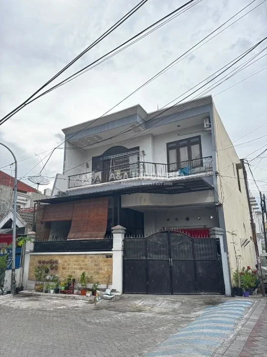 Dijual Rumah Usaha Lokasi Hook Dan Terawat Di Dukuh Kupang Barat Surabaya Barat