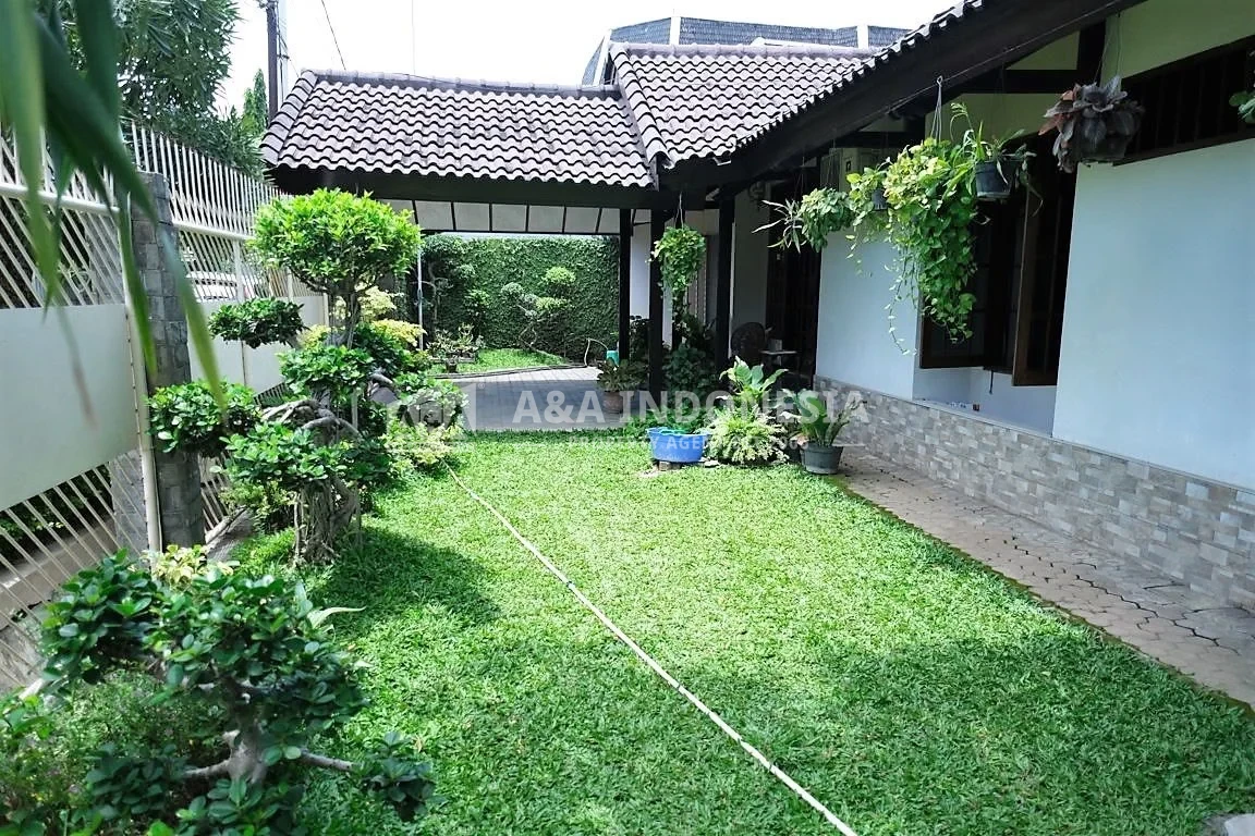 Dijual Rumah Luas 2 Lantai Lokasi Di Dukuh Kupang Surabaya Barat - Thumbnail 2