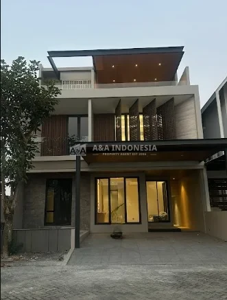Dijual Rumah 3 Lantai Semi Furnished Di Royal Park Residence Surabaya Barat