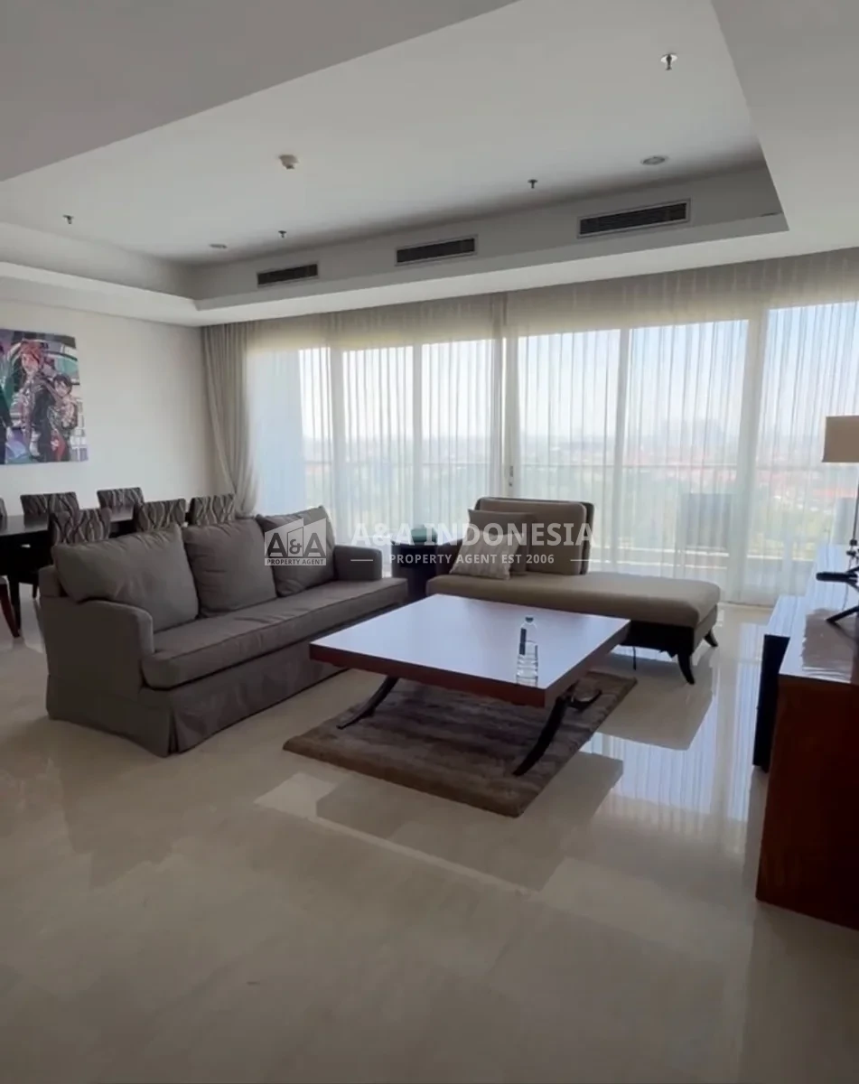Disewakan Apartemen Private Lift View Golf Adhiwangsa Bukit Darmo Boulevard Surabaya Barat - Thumbnail 3