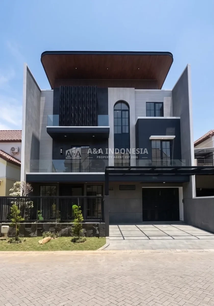 Dijual Rumah Baru 3 Lantai Citraland Utama Dekat Gwalk Pakuwon Indah Graha Famili