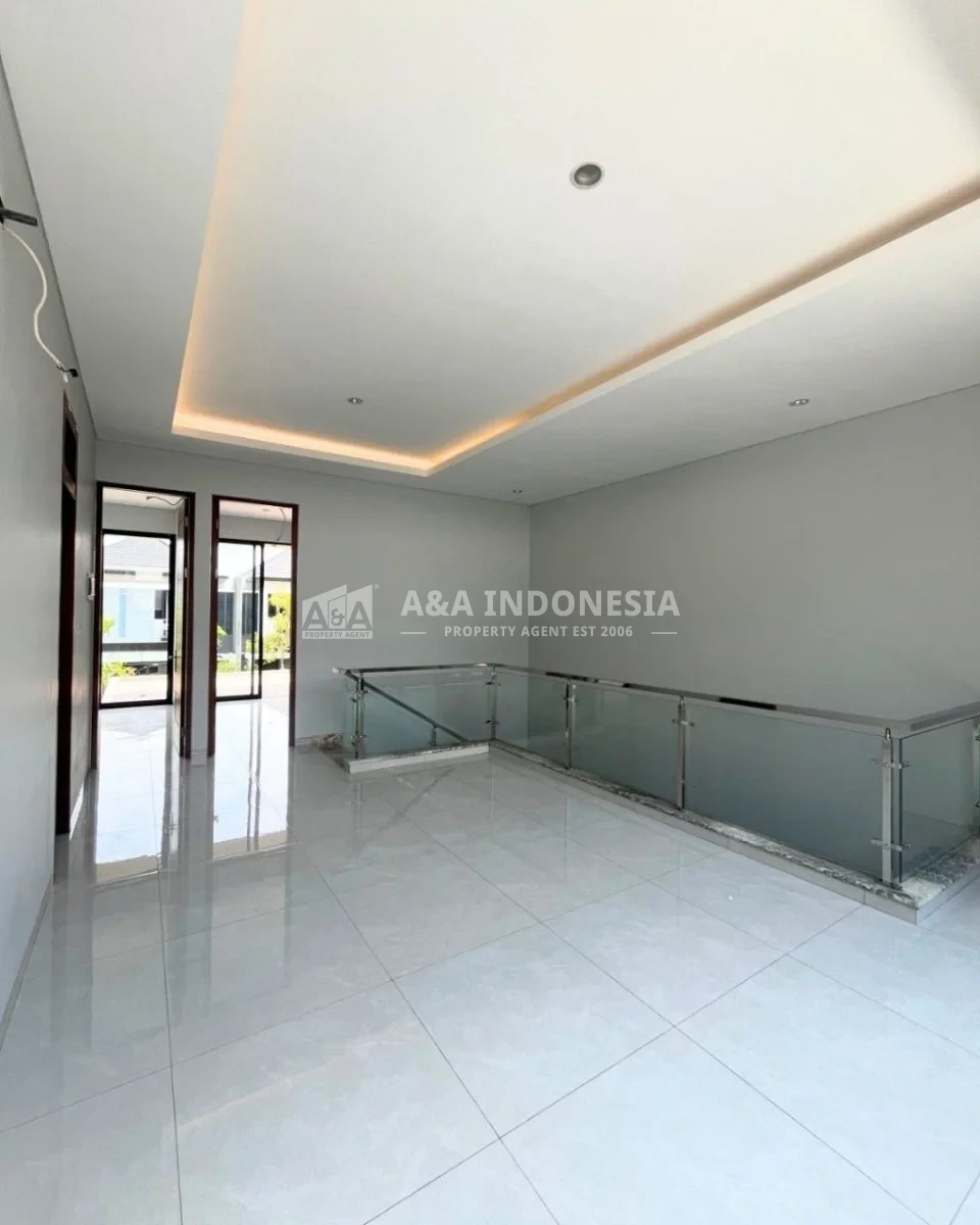 Dijual Rumah Baru Bergaya Minimalis Di Citraland Surabaya Barat - Thumbnail 5