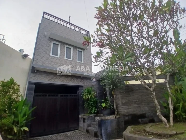 Dijual Rumah Bagus 2 Lantai Di Perumahan Beranda Mumbul Nusa Dua Bali