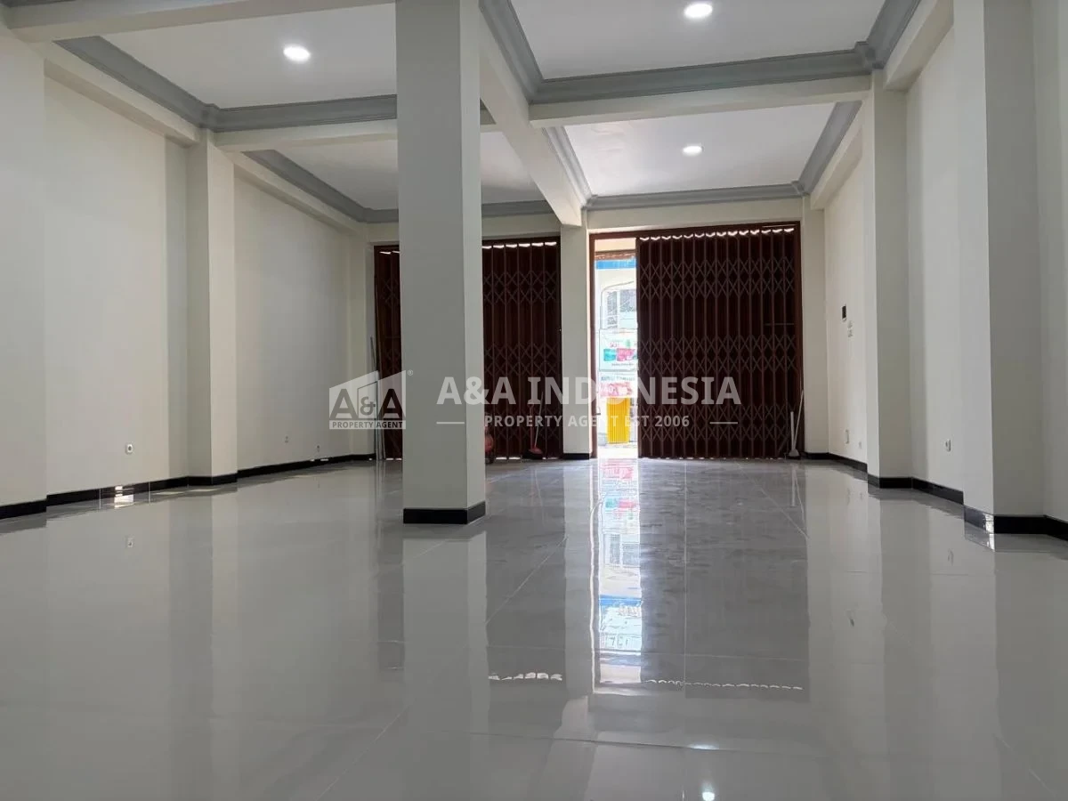 Dijual Ruko Luas Dan Strategis Di Manukan Tengah Surabaya Barat