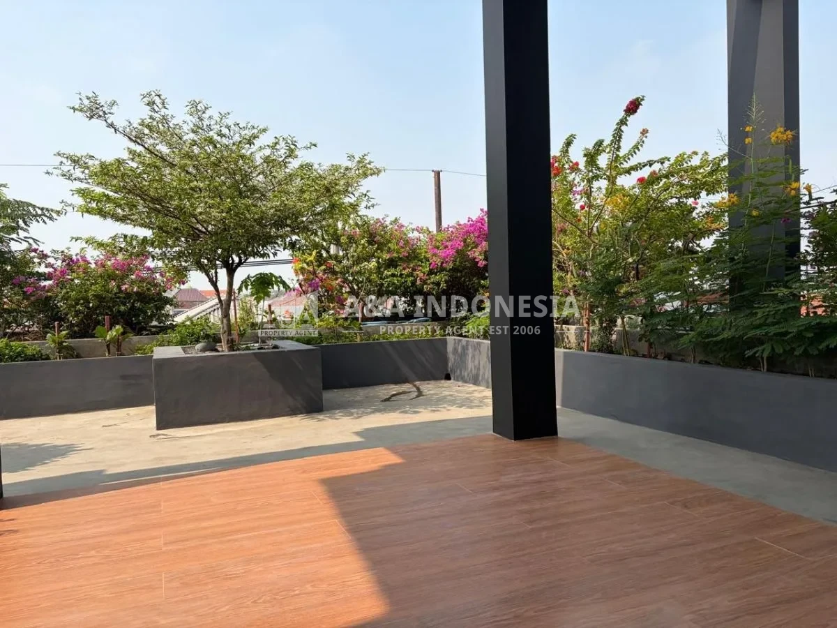 Dijual Ruko Luas Dan Strategis Di Manukan Tengah Surabaya Barat - Thumbnail 2