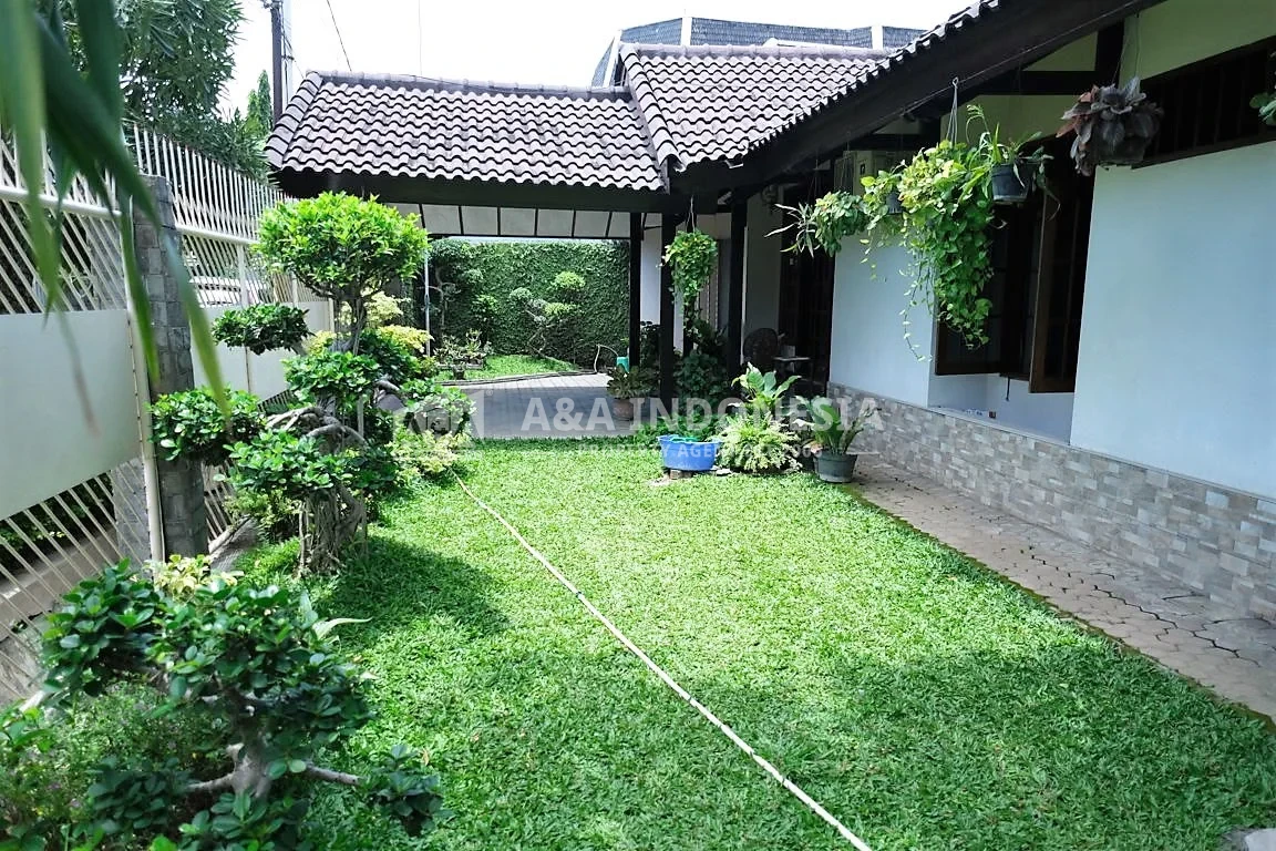 Dijual rumah hook bagus siap huni dukuh kupang surabaya barat - Thumbnail 5