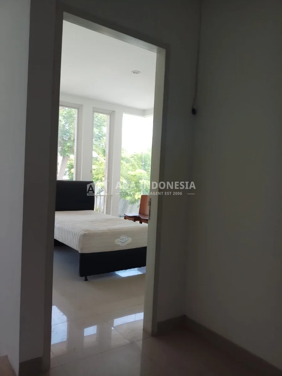Dijual Rumah Siap Huni di Babatan Pantai Surabaya Timur - Thumbnail 2