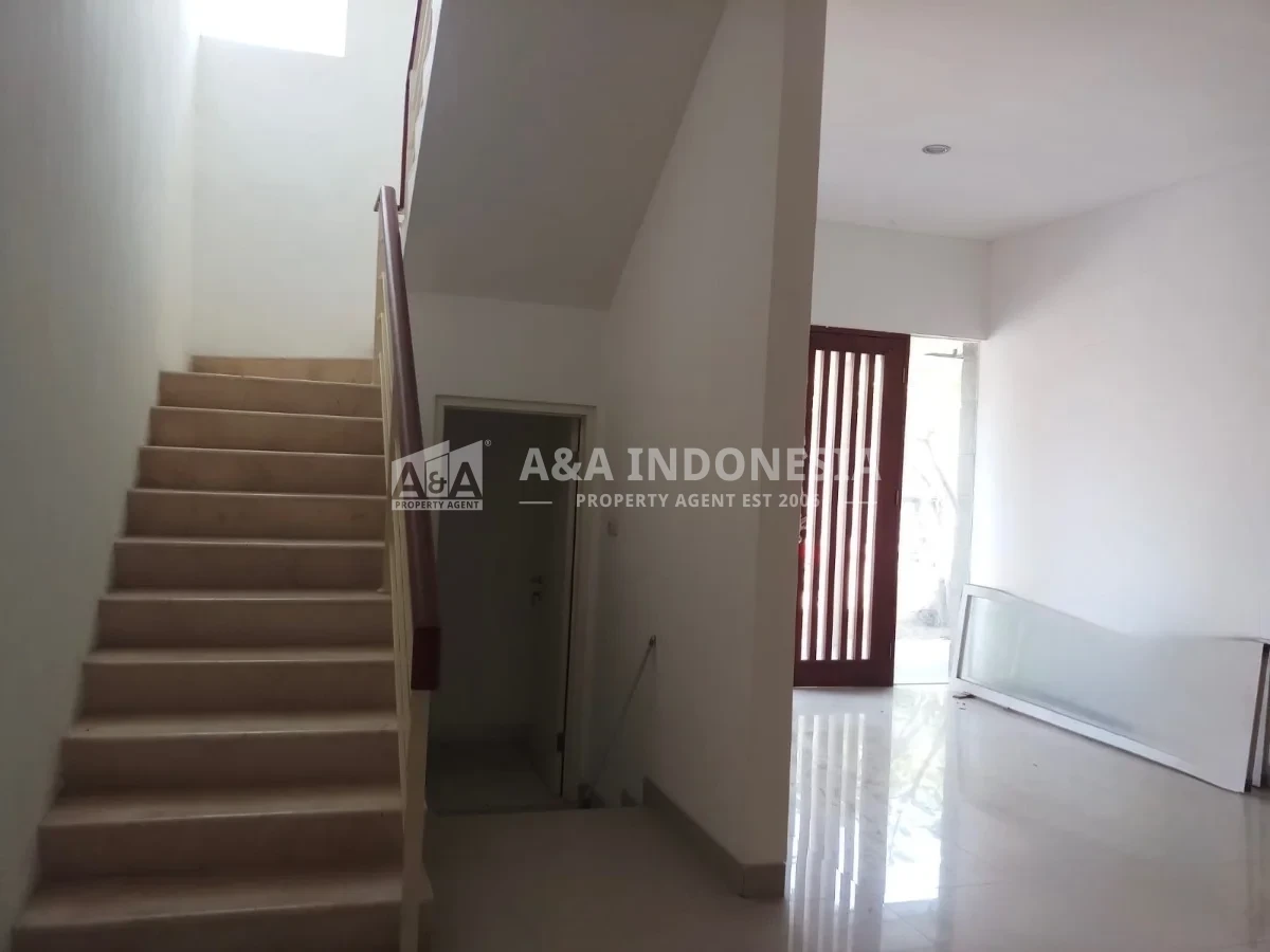 Dijual Rumah Siap Huni di Babatan Pantai Surabaya Timur - Thumbnail 3