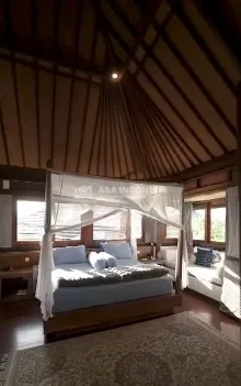 Dijual Rumah Bagus 2 Lantai Lokasi Di Kerobokan Kuta Utara Bali - Thumbnail 3