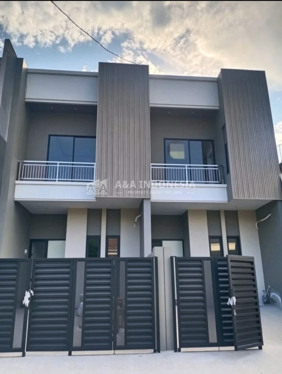 Jual Rumah Baru Gress 2 Lantai Villa Kalijudan Indah Lokasi Premium Surabaya Timur