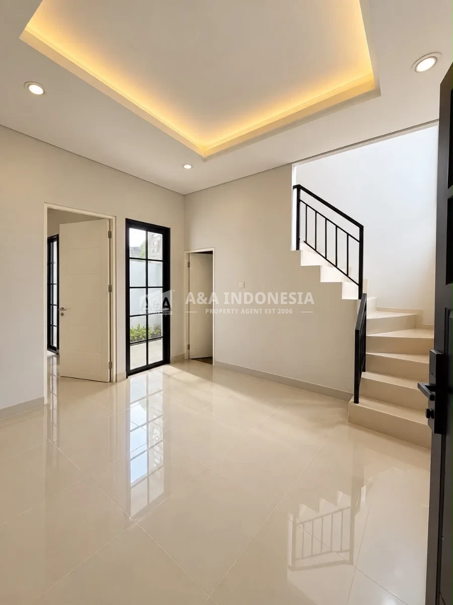 Dijual Rumah 2 Lantai De Naila Park Menganti Gresik Siap Huni - Thumbnail 3