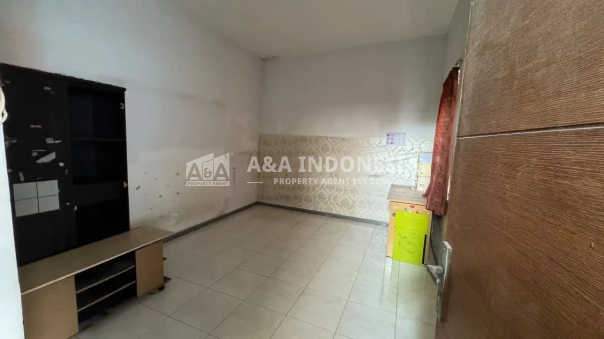 Dijual Rumah Bagus 2 Lantai Lokasi Di Kawasan Simokerto Surabaya Utara - Thumbnail 4