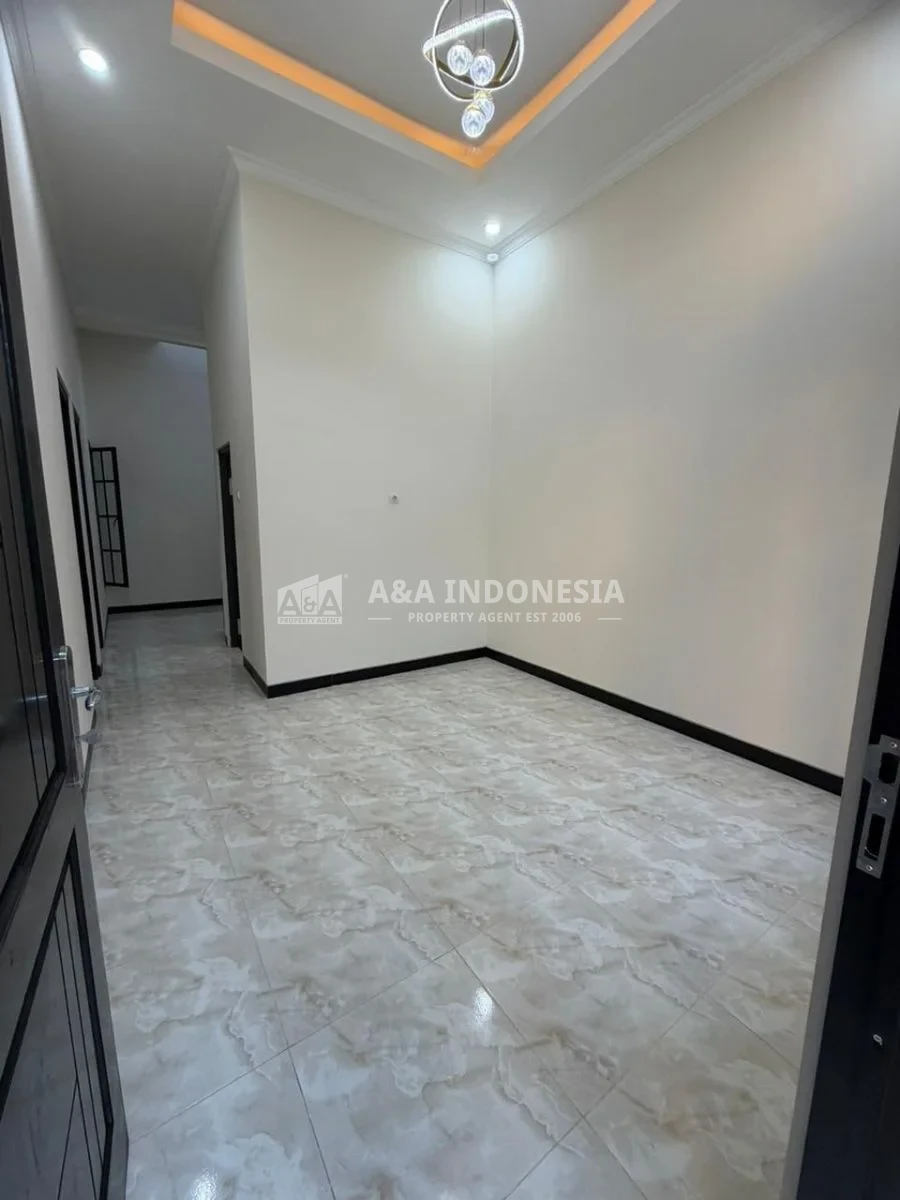 Dijual Rumah Siap Huni Lokasi Di Kawasan Kemlaten Surabaya Barat - Thumbnail 3