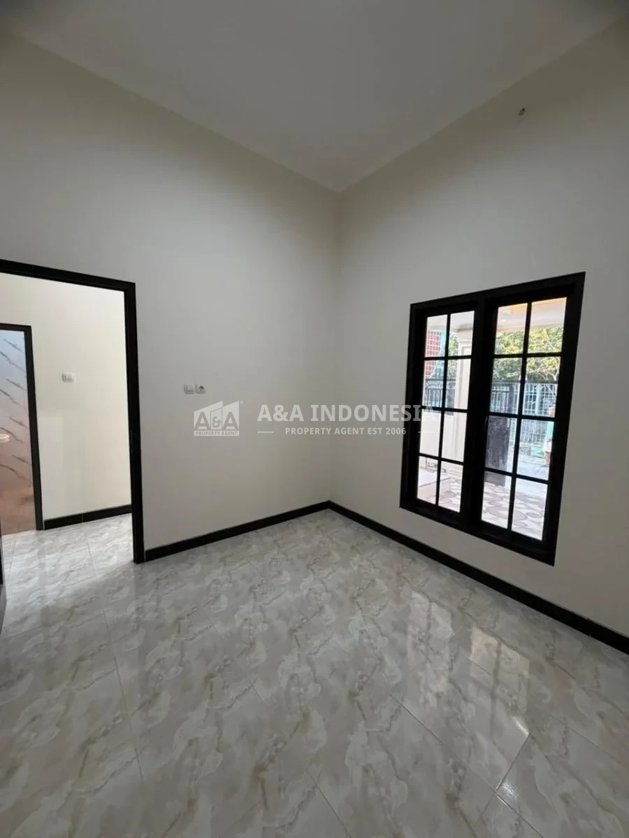 Dijual Rumah Siap Huni Lokasi Di Kawasan Kemlaten Surabaya Barat - Thumbnail 4