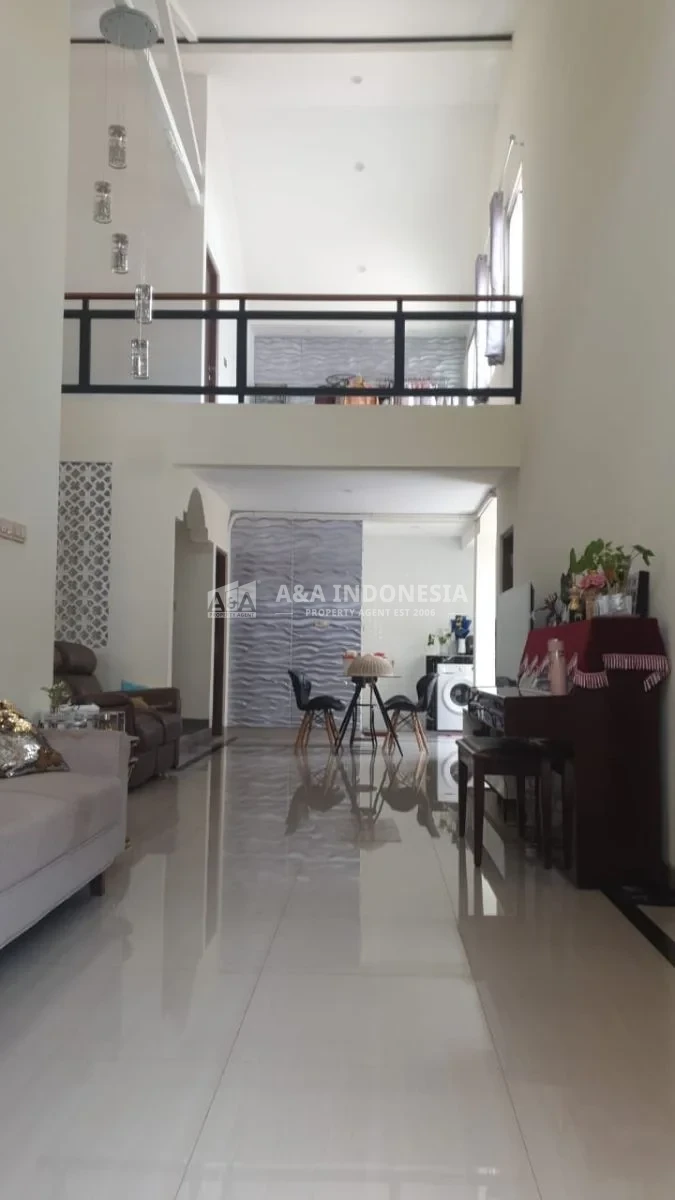Dijual Rumah Minimalis Bagus di kawasan hunian simpang darmo permai surabaya barat - Thumbnail 2