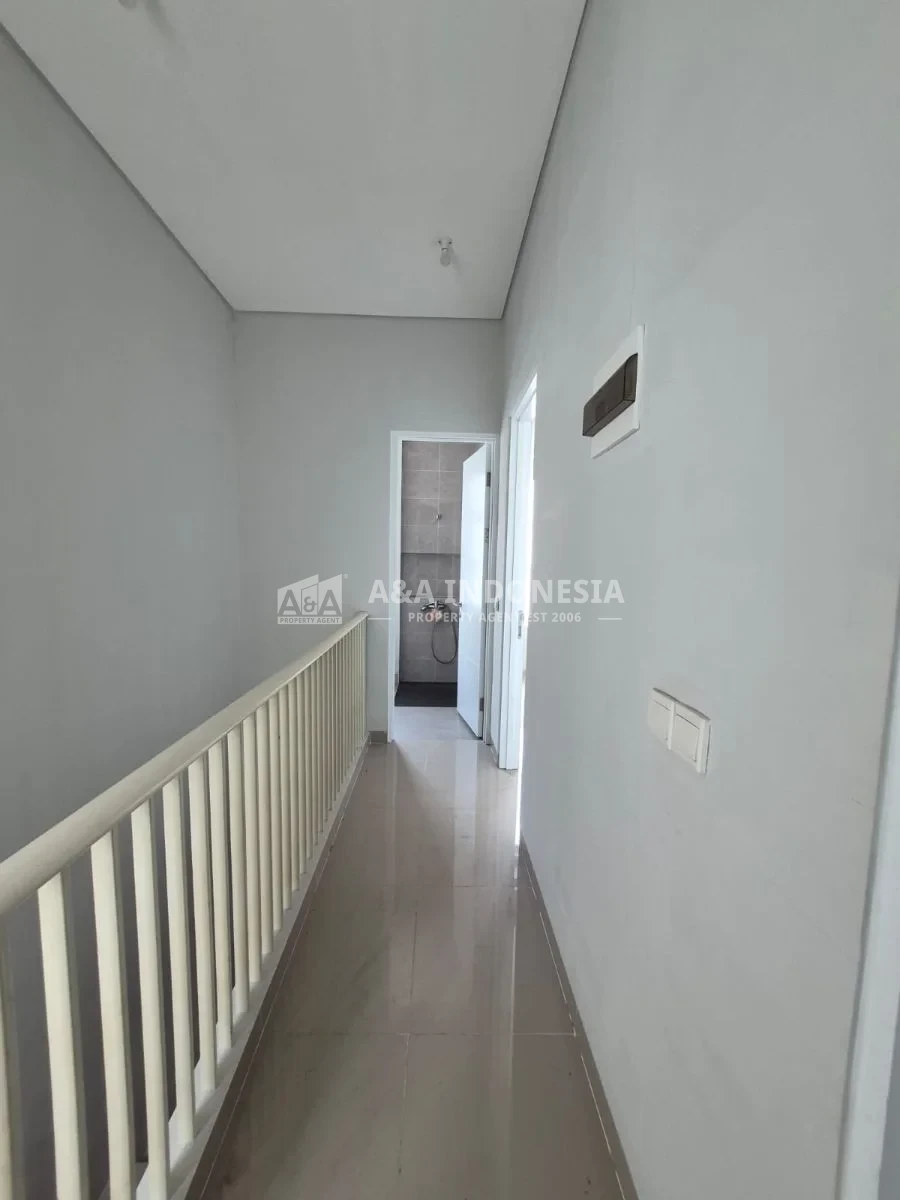 Dijual rumah bagus minimalis di kawasan hunian wisata bukit mas surabaya barat - Thumbnail 2