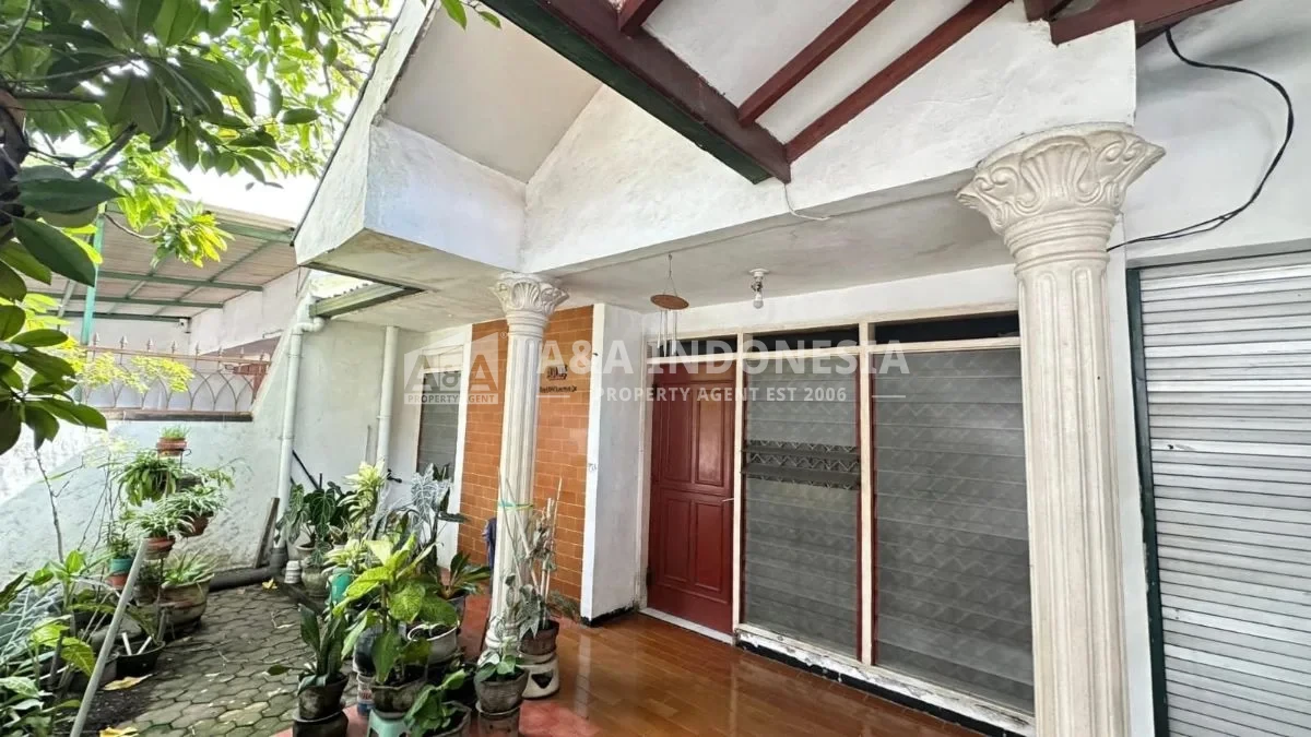Dijual Rumah Besar Dan Murah Di Semolowaru Elok, Surabaya Timur - Thumbnail 3
