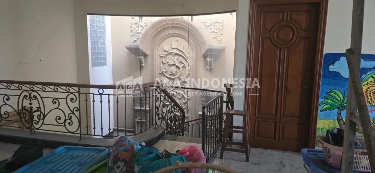 Dijual Cepat Rumah Mewah 2 Lantai Dharmahusada Mas Surabaya Timur Lokasi Strategis Dekat Pakuwon City Mall Mulyosari ITS - Thumbnail 5