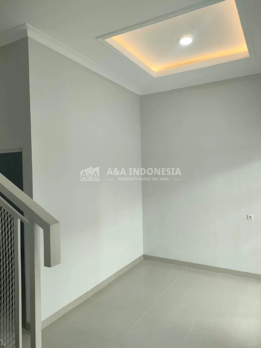 Dijual Rumah Baru 2 Lantai di Lebak Indah Regency Surabaya Timur - Thumbnail 3